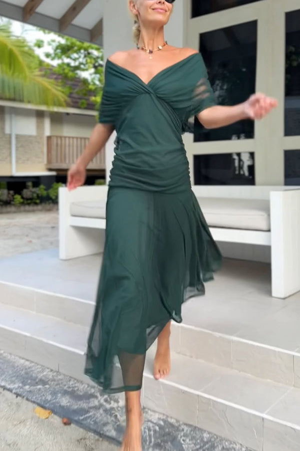 Unique Printed V-Neck Waisted Mesh Holiday Maxi Dress